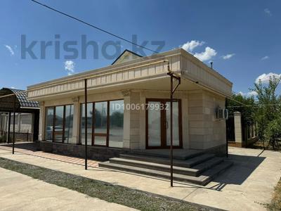 Отдельный дом · 7 комнат · 322 м² · 13 сот., мкр Туран 254 — Пересечение Укили Ыбырай - Дастан за 170 млн 〒 в Шымкенте, Каратауский р-н