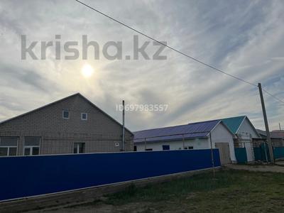 Отдельный дом · 4 комнаты · 150 м² · 10 сот., Беккул баба 85 — От города 20 км за 21 млн ₸ в Актобе