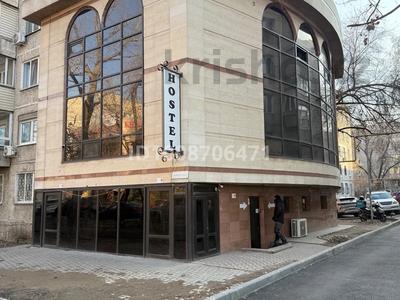 Свободное назначение, офисы, магазины и бутики, общепит, салоны красоты, бани, гостиницы и зоны отдыха, медцентры и аптеки, образование, развлечения · 301 м² за 330 млн ₸ в Алматы, Алмалинский р-н