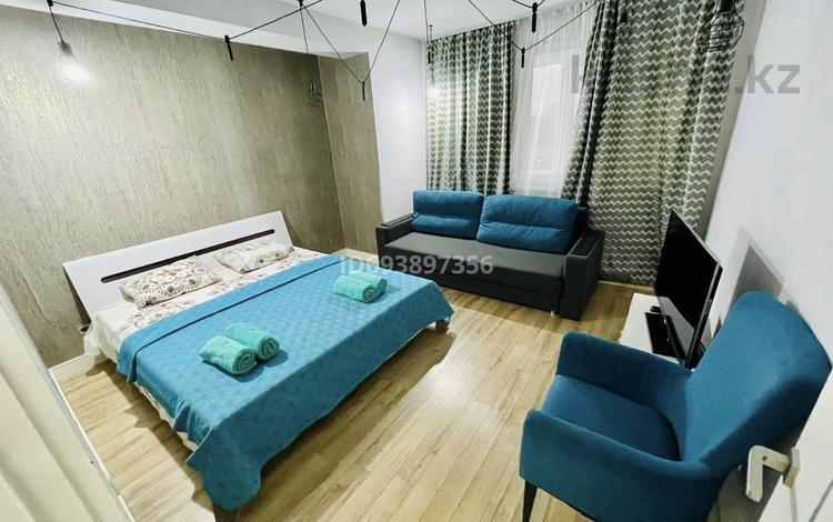1-комнатная квартира · 50 м² · 4/9 этаж, Абая 130 за 18 000 ₸ в Алматы, Бостандыкский р-н — фото 2