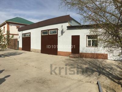 Промбаза · 220 соток, Женис 46 — Жалантос Бахадур за 300 000 ₸ в 