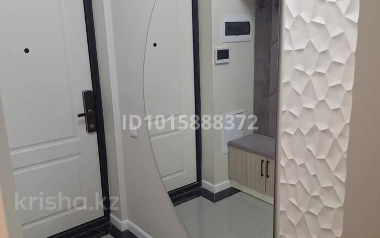 3-комнатная квартира · 79 м² · 7/9 этаж, мкр Тараз, Рыскулова 33/2 за 350 000 ₸ в Шымкенте, Аль-Фарабийский р-н — фото 2