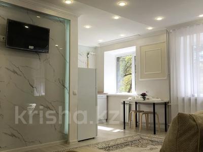 3-комнатная квартира · 63 м² · 2/5 этаж, мкр Новый Город, Бухар жырау 44 за 18 000 ₸ в Караганде, Казыбек би р-н