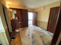 3-комнатная квартира · 83.7 м² · 4/5 этаж, мкр. Алмагуль, ул. Адмирал Лев Владимирский 100 100 за 21 млн ₸ в Атырау — фото 2