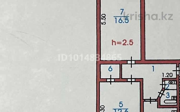 2-бөлмелі пәтер · 46 м² · 1/5 қабат, Центральный ш/а., Махамбета Утемисова 128б, бағасы: 13.5 млн ₸ в Атырау, мкр Центральный — фото 2