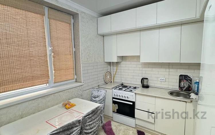 2-бөлмелі пәтер · 60 м² · 3/6 қабат, 16-ш/а. 43/1, бағасы: 16.5 млн ₸ в Актау, 16-й мкр  — фото 4
