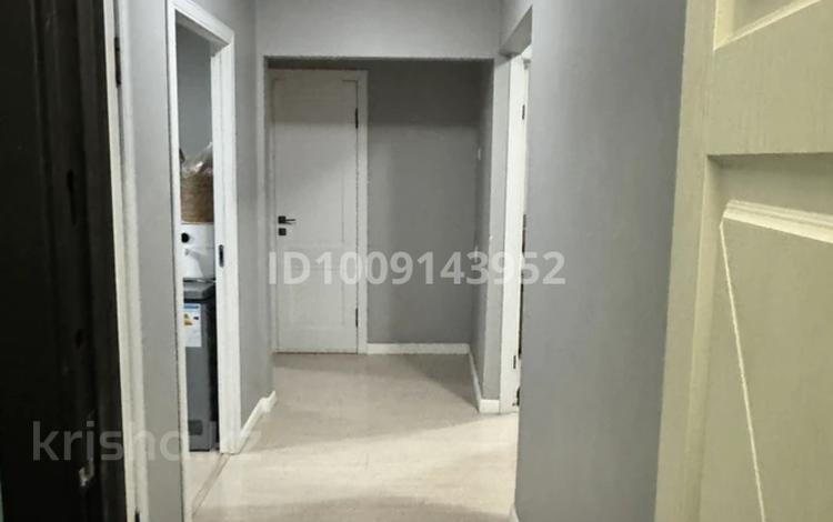 4-бөлмелі пәтер · 90 м² · 1/5 қабат, мкр Таугуль-2 27, бағасы: 66 млн ₸ в Алматы, Ауэзовский р-н — фото 2