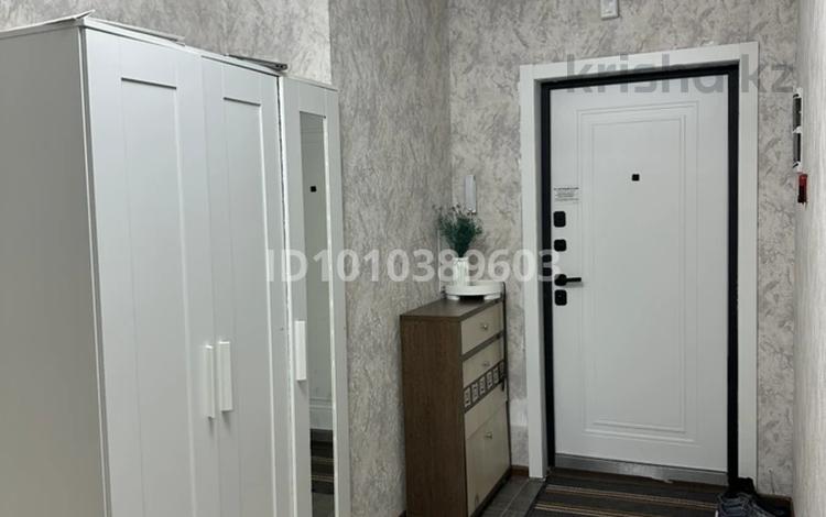 3-комнатная квартира · 120 м² · 8/10 этаж, Абая 63 за 380 000 ₸ в Астане, р-н Байконур — фото 2