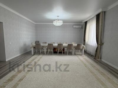 Отдельный дом · 8 комнат · 440 м² · 6 сот., 29а мкр 142 за 80 млн ₸ в Актау