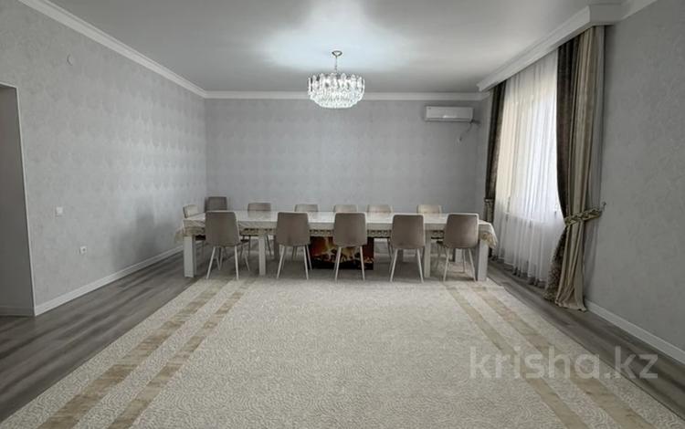Отдельный дом · 8 комнат · 440 м² · 6 сот., 29а мкр 142 за 80 млн ₸ в Актау — фото 2
