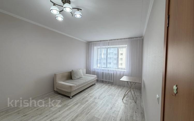 1-комнатная квартира · 40 м² · 8/10 этаж, Азербаева 6/3 за 19.5 млн ₸ в Астане, Сарайшык р-н — фото 2