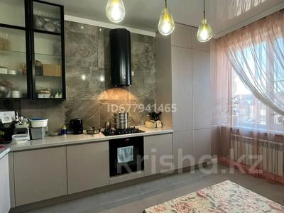3-комнатная квартира · 112 м² · 3/3 этаж, Новый город, С/к Саздинское лесничество 228/Б за 38 млн 〒 в Актобе