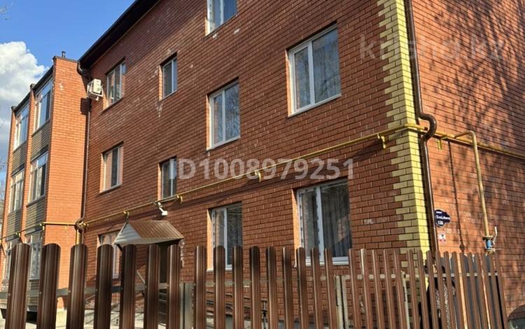 3-бөлмелі пәтер · 80.1 м² · 2/3 қабат, Кекильбаева 136, бағасы: 50 млн ₸ в Уральске — фото 2