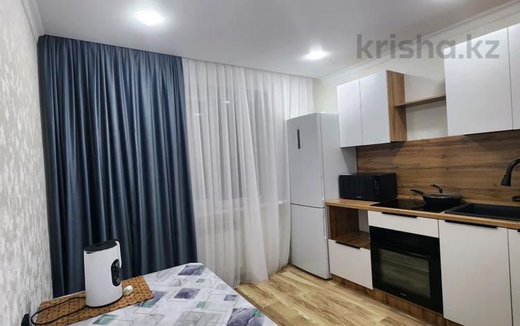 2-комнатная квартира · 52 м² · 1/2 этаж, Ерганата Кошербаева 24г — 14 микрорайон, рядом магазин ДОБРОЦЕН за 18 000 ₸ в Экибастузе — фото 3