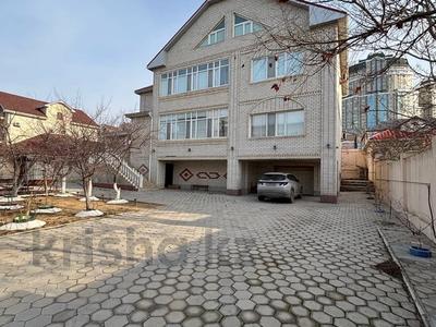 Отдельный дом · 16 комнат · 687 м² · 12 сот., мкр "Самал" 7 за 182 млн 〒 в Актау, мкр "Самал"