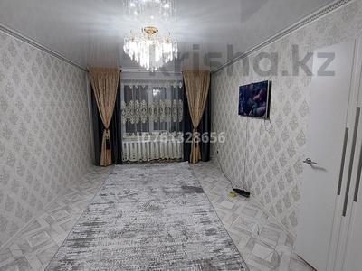 4-бөлмелі пәтер · 83 м² · 1/6 қабат, Желтоксан 35 — Камзина, бағасы: 20 млн ₸ в Аксу