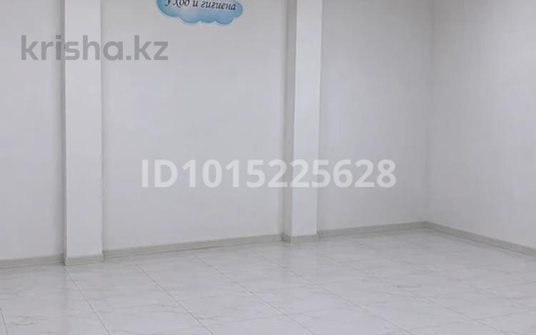 Магазины и бутики · 35 м² за 420 000 ₸ в Астане, Нура р-н — фото 2