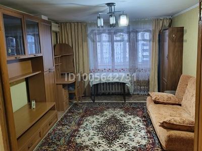 3-бөлмелі пәтер · 70 м² · 1/12 қабат, Евразия 190/1 — Р-он Универмага и восьмая школа, бағасы: 150 000 ₸ в Уральске, мкр Школьник