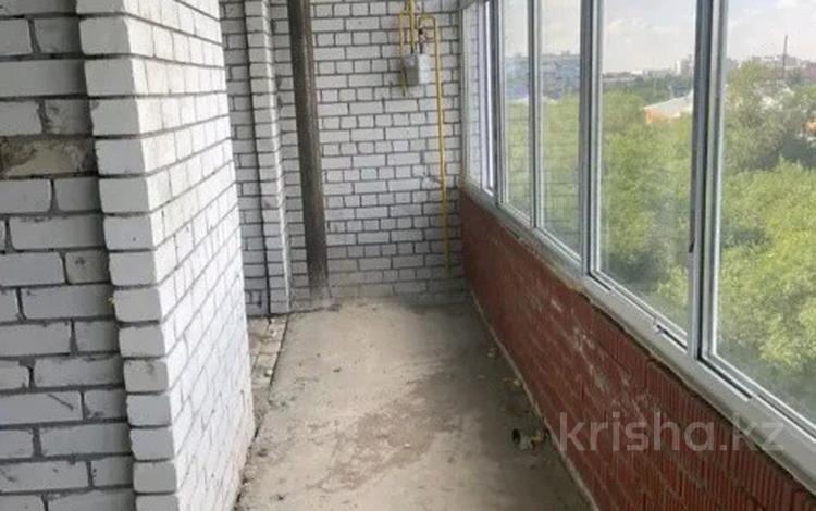 1-бөлмелі пәтер · 54.6 м² · 5/6 қабат, Шмидта Айталиева 1/1, бағасы: 13.8 млн ₸ в Уральске — фото 2