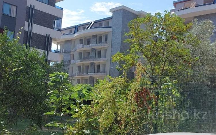 3-бөлмелі пәтер · 84 м² · 3/5 қабат, Ахмет Токуш 7, бағасы: ~ 60 млн 〒 в Аланье — фото 2