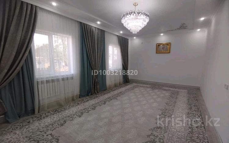 Отдельный дом · 5 комнат · 208 м² · 3 сот., Иван Панфилов 24 — Пересечение Панфилова и Грибоедова за 35 млн 〒 в Атырау, мкр Привокзальный-1 — фото 2