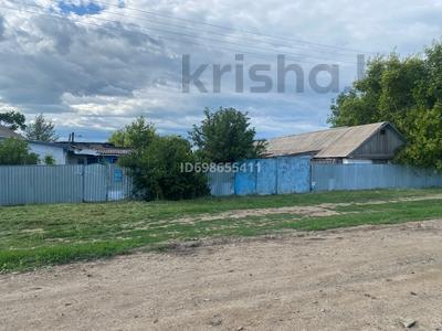 Жеке үй · 2 бөлме · 90 м² · 8 жүзд., Садовая 3 — Дом находится в с. Зелёном, бағасы: 4 млн ₸ в 