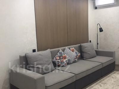 2-комнатная квартира · 50 м² · 4/5 этаж, Туркестанская 9 — Байтурсынова за 20 млн 〒 в Шымкенте, Аль-Фарабийский р-н