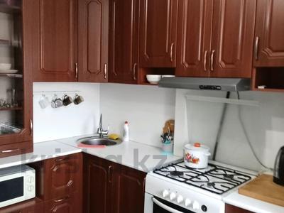 2-комнатная квартира · 45 м² · 6 этаж, Народная 33 за 9 000 ₸ в Семее