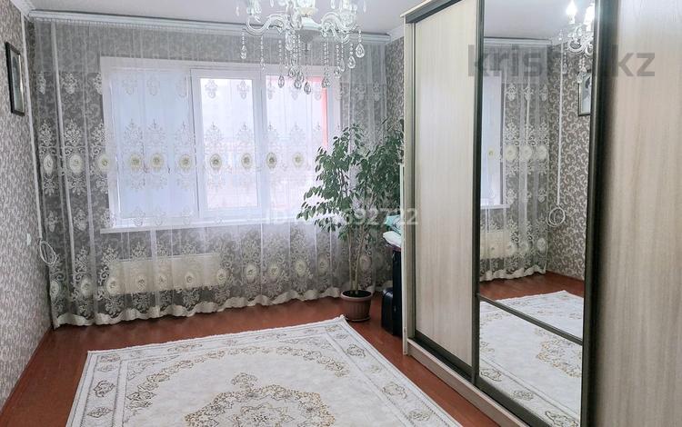 3-комнатная квартира · 70 м² · 3/5 этаж, 3 микр 52 за 12.7 млн ₸ в Жанатасе — фото 2