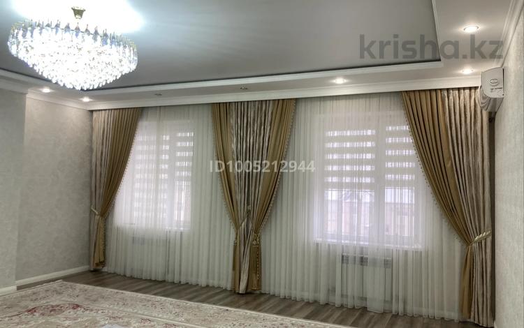 3-бөлмелі пәтер · 130 м² · 3/8 қабат, 33-й мкр 3, бағасы: 48 млн ₸ в Актау — фото 3