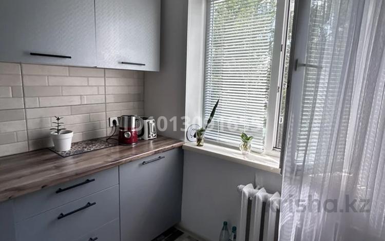 3-бөлмелі пәтер · 60 м² · 4/5 қабат, Бухар жырау 21 — Лермонтова - Бухар жырау, бағасы: 22 млн ₸ в Павлодаре — фото 2