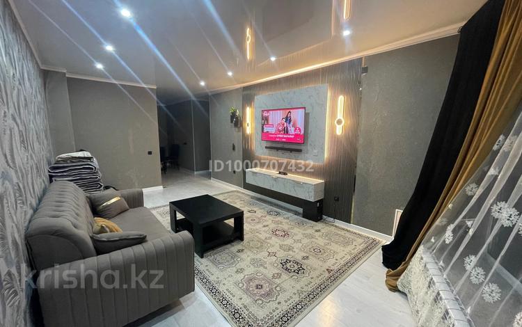 3-комнатная квартира · 80 м² · 16/25 этаж, мкр 11 112в — Возле нур ғасыр мечетт за 20 000 〒 в Актобе — фото 4