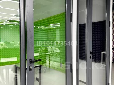 Офисы, магазины и бутики, образование · 1416 м² за 3.5 млрд ₸ в Алматы, Бостандыкский р-н