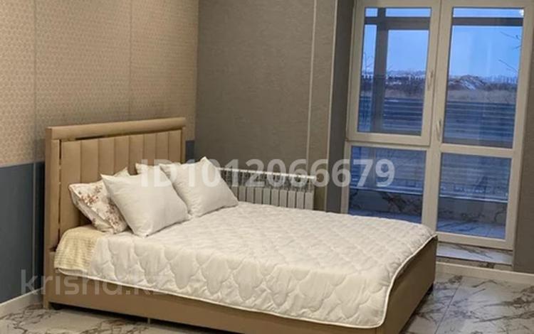 1-комнатная квартира · 30 м² · 1/6 этаж, Аль- Фараби 76 за 180 000 ₸ в Астане, Есильский р-н — фото 2