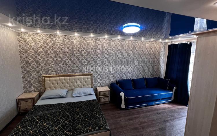 1-бөлмелі пәтер · 40 м², Жаңа қала ш/а., Ерубаева 47, бағасы: 12 000 ₸ в Караганде, Казыбек би р-н — фото 2