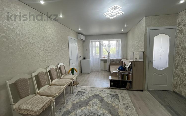 3-комнатная квартира, 42.5 м², 5/5 этаж, Астана 34 за 18.5 млн 〒 в Усть-Каменогорске — фото 2