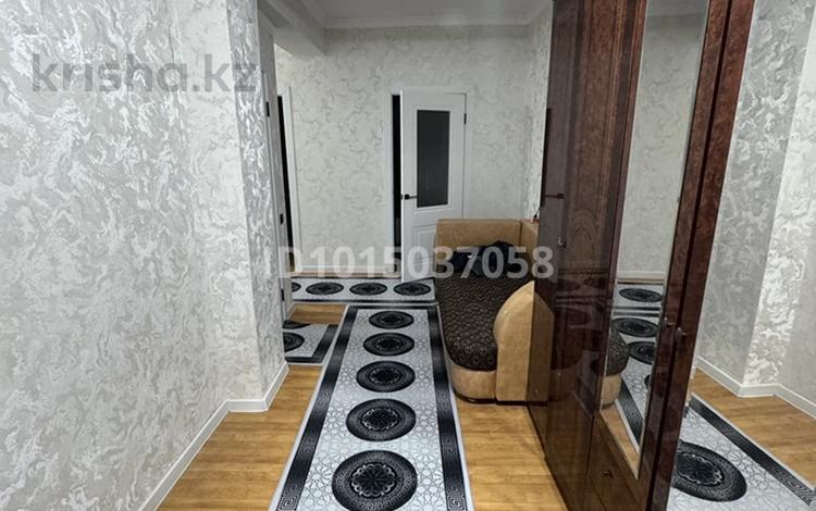 1-комнатная квартира · 50 м² · 7/8 этаж, мкр Айнабулак-2 32А за 200 000 ₸ в Алматы, Жетысуский р-н — фото 2