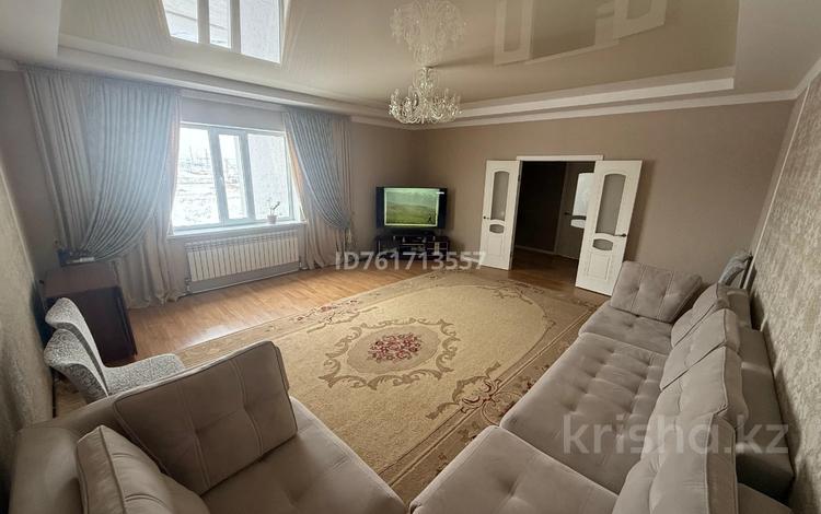 Отдельный дом · 5 комнат · 320 м² · 10 сот., мкр Уркер, Амир Едыге 34 за 74.5 млн 〒 в Астане, Нура р-н — фото 2