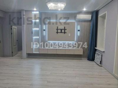3-комнатная квартира · 100.4 м² · 3/5 этаж, мкр 4, Алматы 188 — Жамбыла, Автопарк, Променад за 33.5 млн ₸ в Уральске