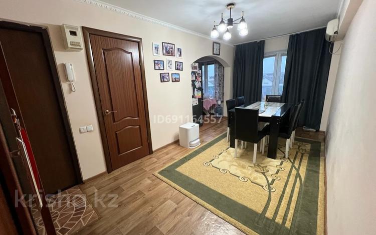 3-комнатная квартира, 60.4 м², 4/5 этаж, Атамбаева 19 за 22.5 млн 〒 в Атырау — фото 3
