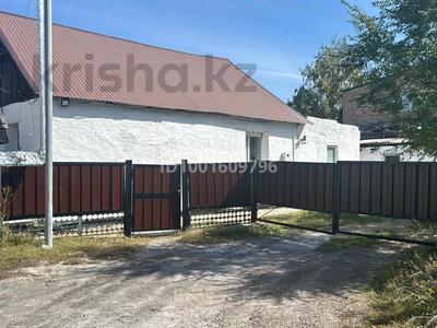 Отдельный дом · 4 комнаты · 82 м² · 9 сот., проспект Абая Кунанбаева 43 — После крокуса коттеджи за 15 млн 〒 в Шахтинске