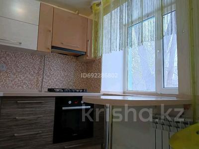 1-комнатная квартира, 32 м², 2/4 этаж, Гагарина 105 за 10.5 млн 〒 в Уральске