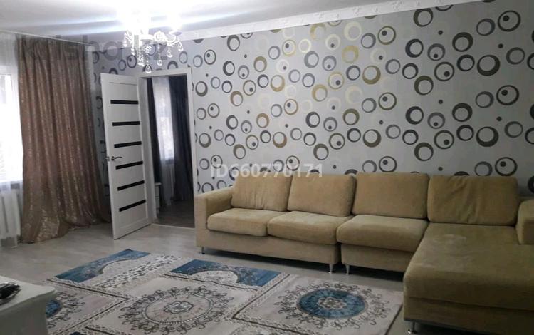 2-комнатная квартира · 45 м² · 1/3 этаж, улица Толе би 47В — Кунаева за 12 000 ₸ в Кентау — фото 2