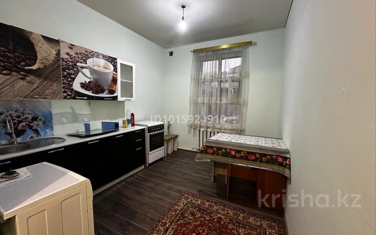 2-комнатная квартира · 50 м², Закарпатская 66 — Майлина за 150 000 ₸ в Алматы, Турксибский р-н — фото 9