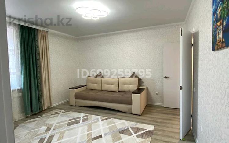 3-комнатная квартира · 70 м² · 4/6 этаж, Мкр. Береке 49 за 450 000 〒 в Костанае — фото 2