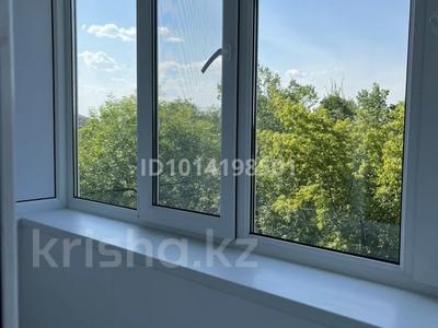 2-комнатная квартира · 50 м² · 4/5 этаж, Ларина за 180 000 ₸ в Уральске