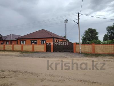 Жеке үй · 4 бөлме · 164 м² · 10 жүзд., Akzhar 238, бағасы: 45 млн ₸ в Актобе, жилой массив Акжар-2