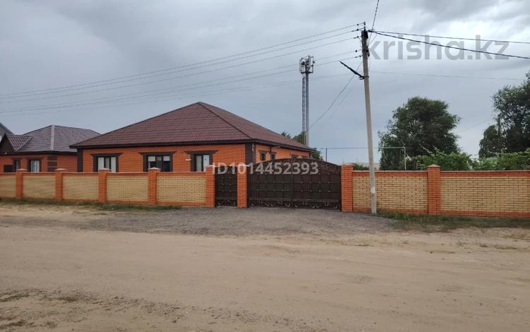 Жеке үй · 4 бөлме · 164 м² · 10 жүзд., Akzhar 238, бағасы: 45 млн ₸ в Актобе, жилой массив Акжар-2 — фото 2