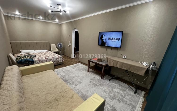 1-бөлмелі пәтер · 38 м² · 8/16 қабат, Дулатова 145, бағасы: 12 000 ₸ в Семее — фото 9