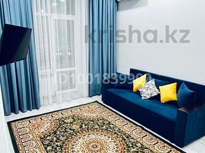 Аренда квартир по часам в Астане: 1-комнатная квартира · 42 м², Улы Дала 31 за 2 500 〒 1-комнатная квартира · 42 м², Улы Дала 31 за 2 500 〒 в Астане, Нура р-н